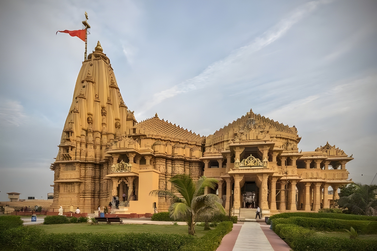 Divine Jyotirlinga Journey: Somnath Darshan